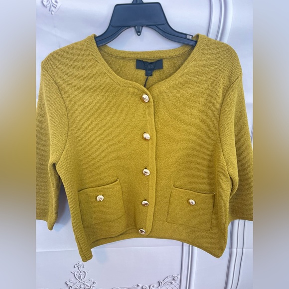 NWT ZARA cardigan 2025 collection  GOLDEN BUTTONS SIZE L and XL 
🚨PRICE FIRM - Picture 5 of 14